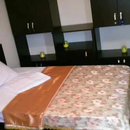 Vila Silvia Pensiune *